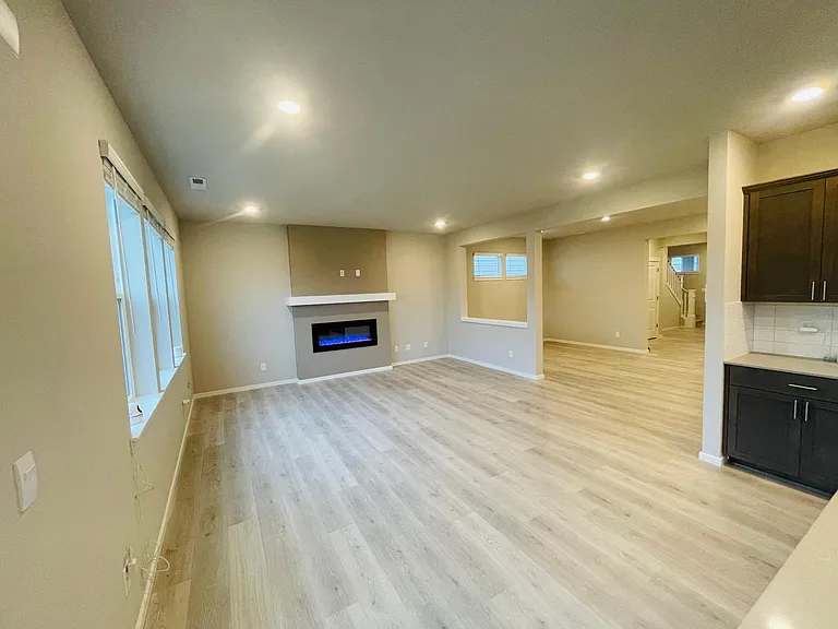 5940 Addison Rd SW — Photo 8