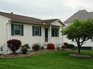 216 3rd Ave, Scottdale, PA