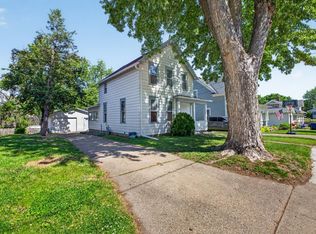 418 8th St, Red Wing, MN 55066