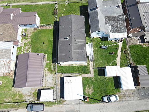5th image of 1317 N River Ave