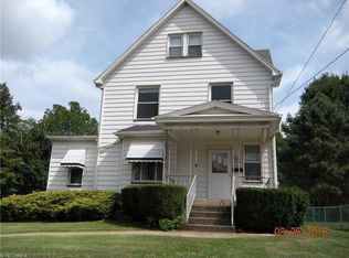 346 W Wood St, Lowellville, OH 44436