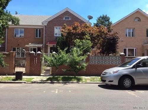 1st image of 10816 66th Ave