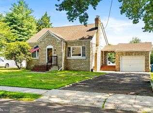 710 N Lafayette Ave, Morrisville, PA 19067