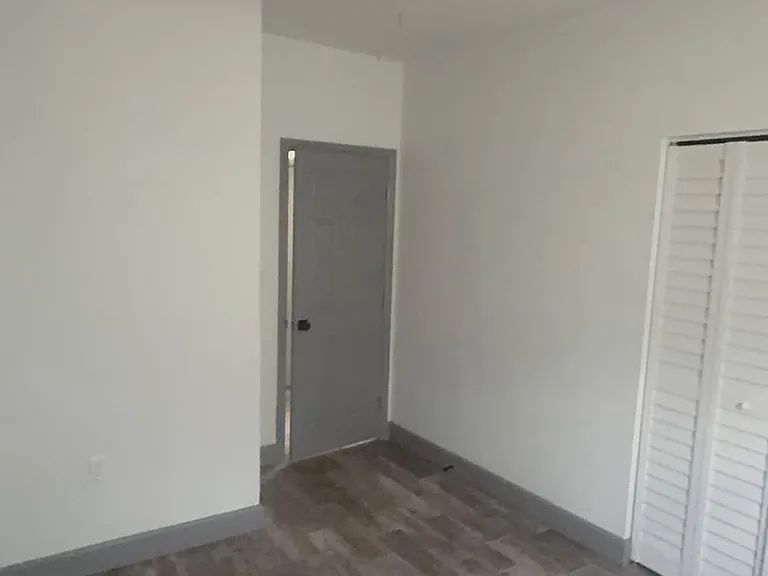 1102 Avenue D #A — Photo 19