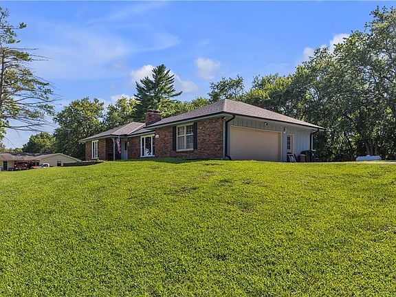2nd image of 6306 SE Highway 169 Hwy