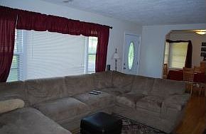 4th image of 1205 Woodmont Dr