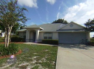 521 N Firwood Dr, Deltona, FL 32725