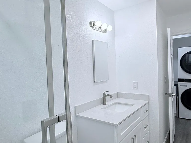 481 Carillo Ct — Photo 25