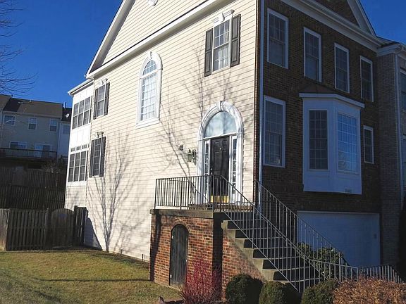2nd image of 18465 Montview Sq