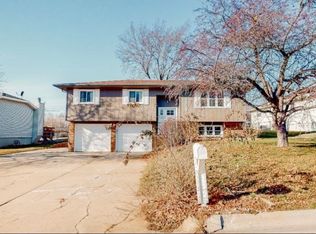 2216 Elmers Ln, Norfolk, NE 68701