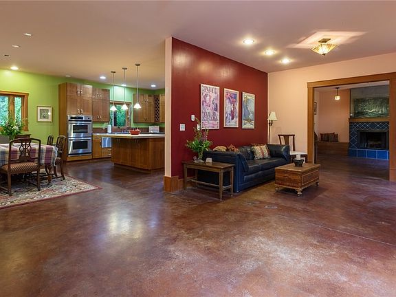 5th image of 4168 Colony Mountain Dr