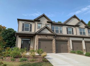 2 Ontario Ct, Newnan, GA 30263
