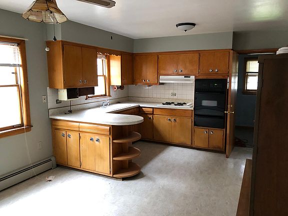 4th image of 8648 S Keeler Ave APT 1
