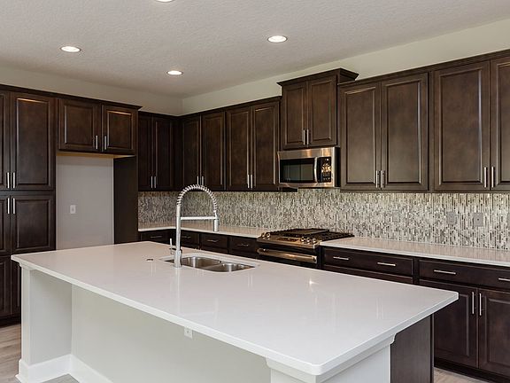 3rd image of 1235 Victoria Hills Dr N