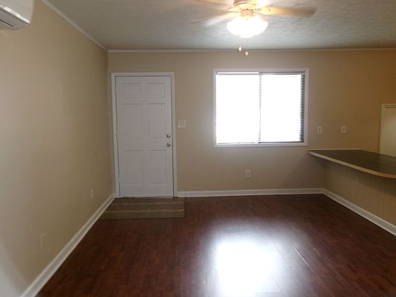 3rd image of 6218 Blynn Dr APT 2