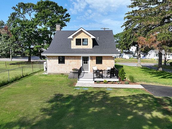 5th image of 34 Lincoln Ave