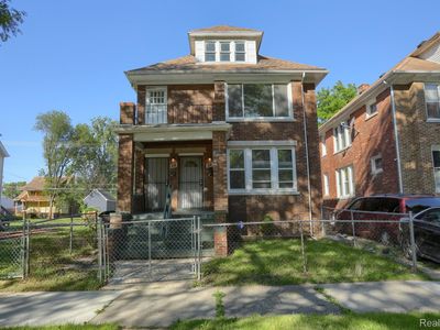 661 Manistique St, Detroit, MI, 48215