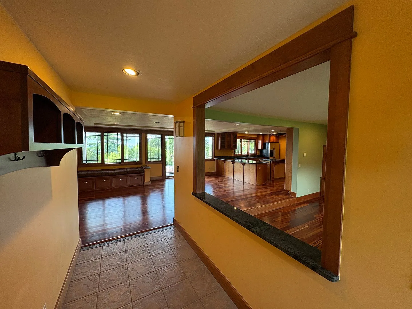 Beautiful 4/bed 3/bath South Hills Home With Solar And A View! — Photo 2