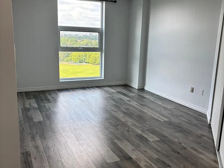 10 Dean Park Rd #1101 — Photo 21