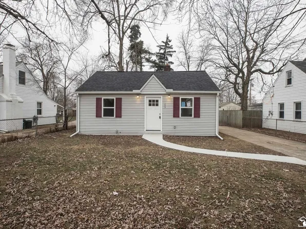 229 Outer Ln, Ypsilanti, MI 48198