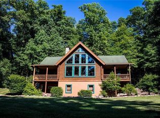 6720 Geissinger Rd, Zionsville, PA 18092