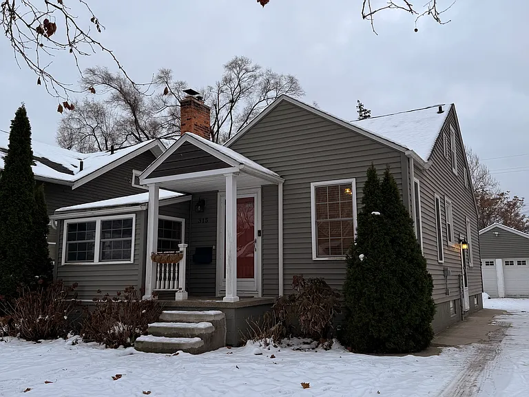 315 Pearson St — Photo 18