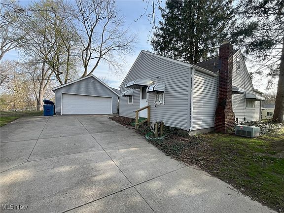 2nd image of 138 Dangel Ave
