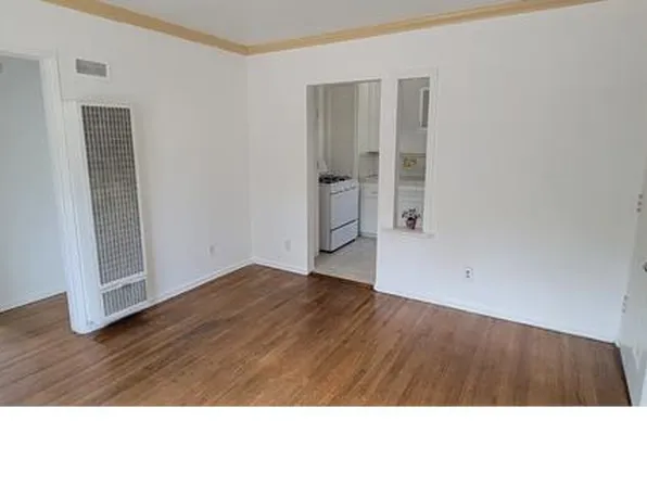 875 N Hoover St, Los Angeles, CA 90029