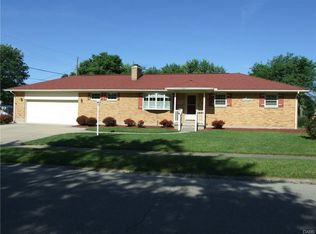 4329 Karen Dr, Dayton, OH 45429
