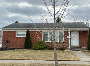 3243 Salem Dr, Trenton, MI 48183