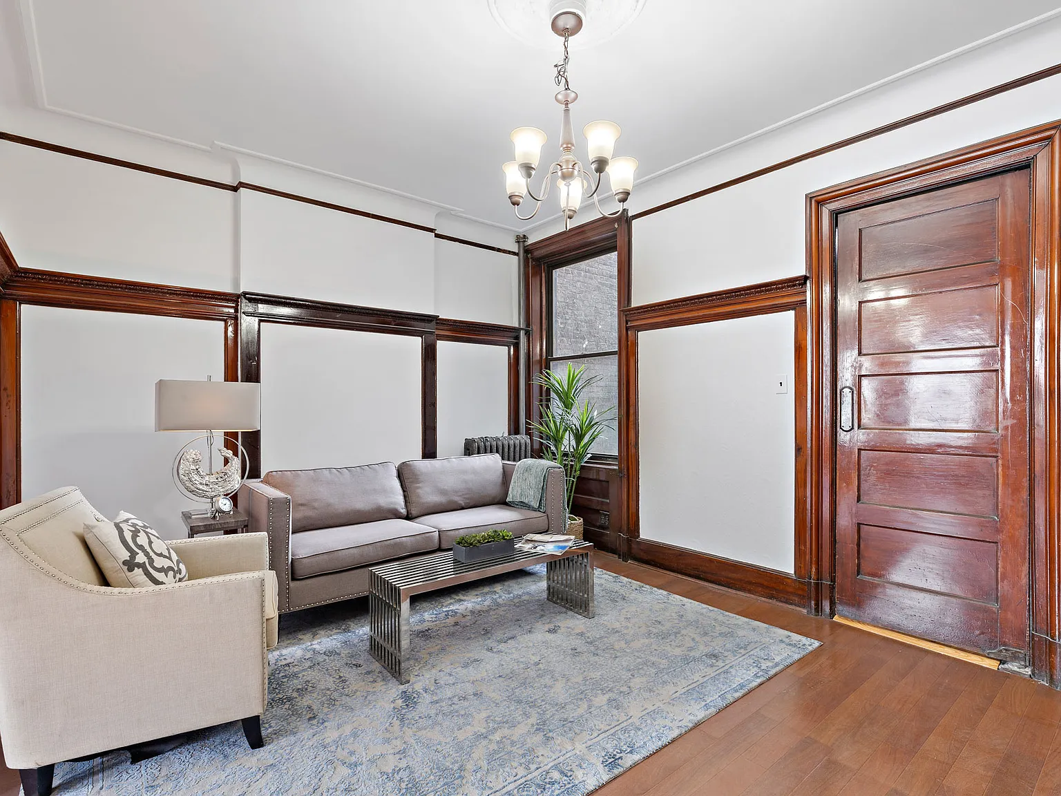 3 bed, $3,950 — Photo 4