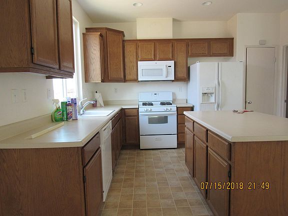 2nd image of 15622 Rocky Knoll Ln