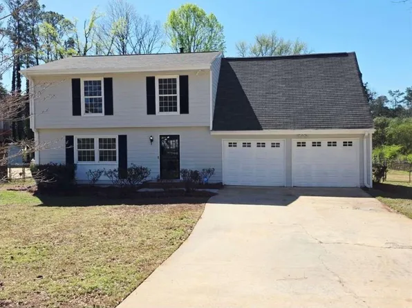 1266 Pixley Dr, Riverdale, GA 30296