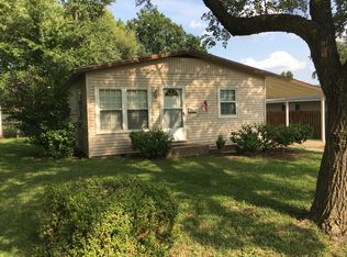 515 N Ohio St, Iola, KS 66749