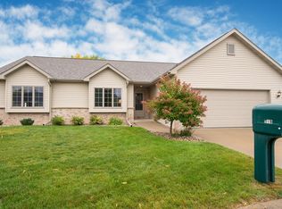 519 Wayfarer Ct, Appleton, WI 54913