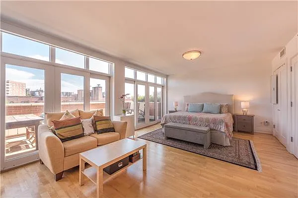 Sold by Exclusive Properties Sotheby's International Realty | media 4