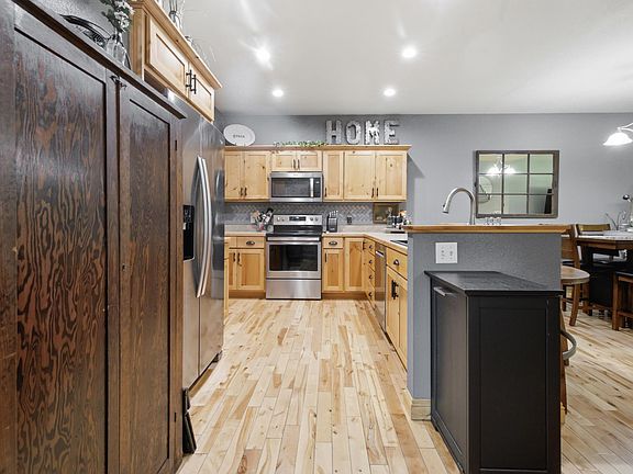 5th image of 5646 Rush Lake Ct