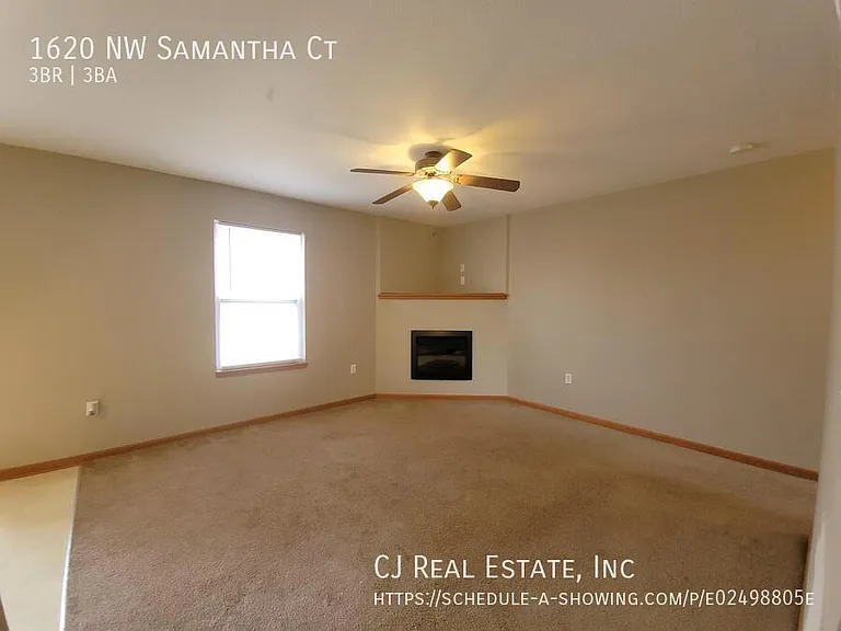 1620 NW Samantha Ct — Photo 3