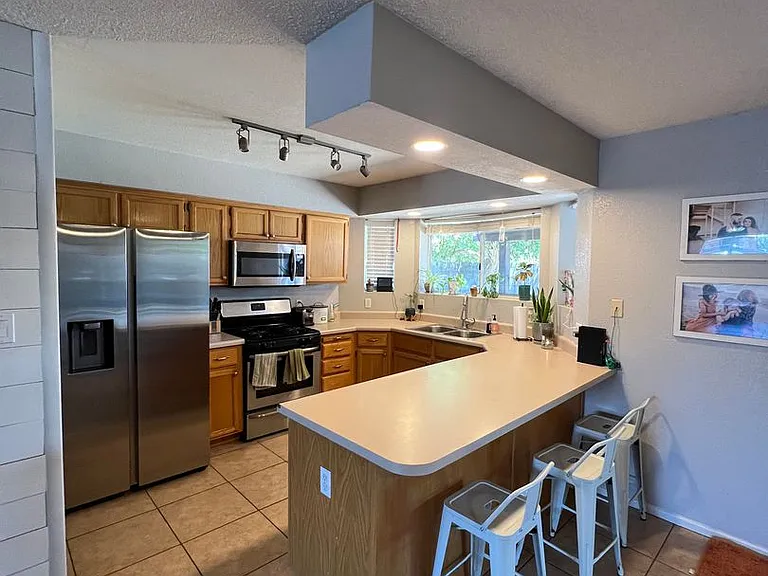 7132 E 24th Ln — Photo 10