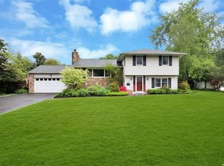 6 Cason Dr, Commack, NY 11725