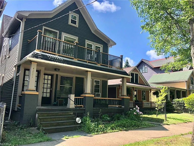 4221 Whitman Ave — Photo 1