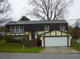 1008 W Van Buren St, Centerville, IA 52544