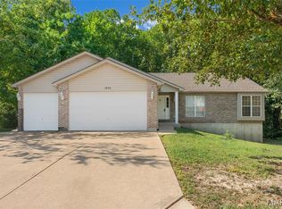 1935 Anchorage Dr, Festus, MO 63028