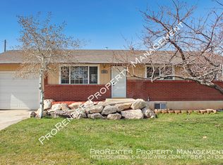 1935 Matthew Dr, Layton, UT 84041
