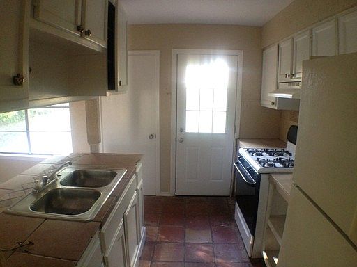 3rd image of 7315 Granite Creek Dr
