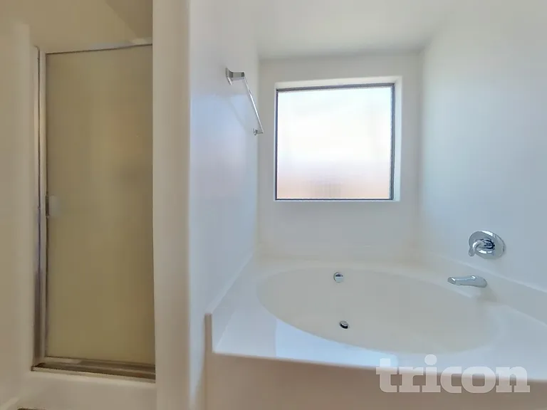 23670 W Levi Dr — Photo 10