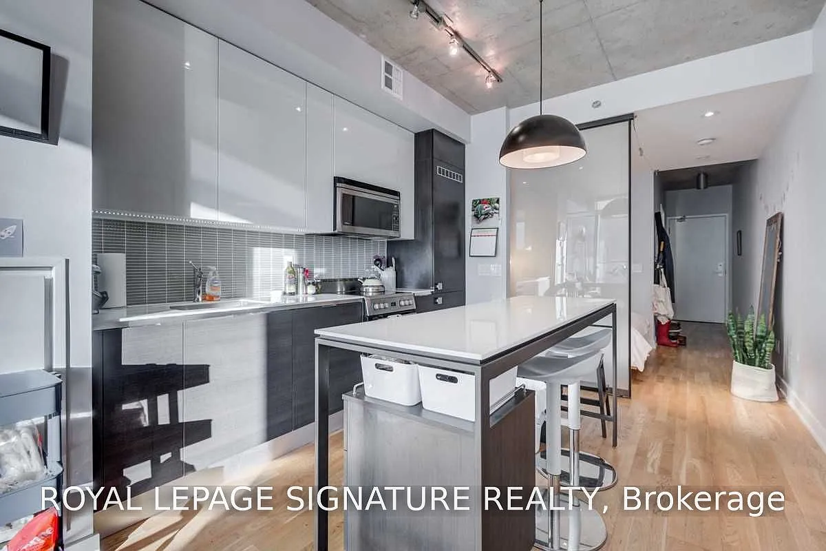 1 bed, $2,300 — Photo 4