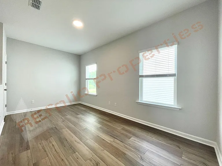1605 Immagene Way — Photo 18
