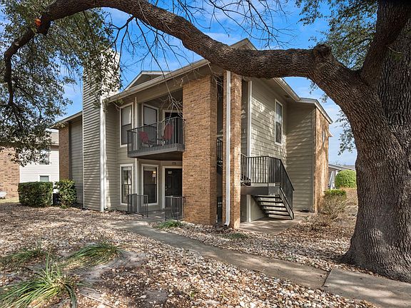 2nd image of 10616 Mellow Mdws APT 3A