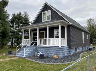 304 S Roosevelt Rd, Knox, IN 46534